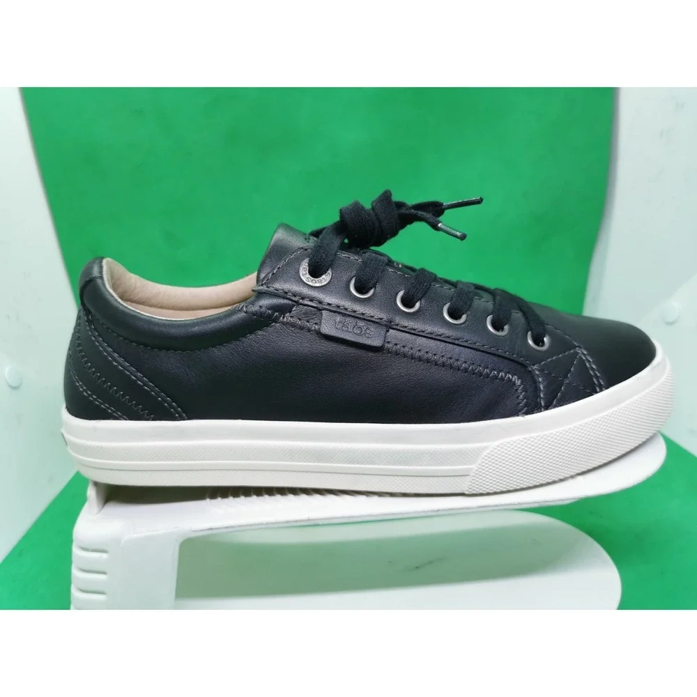 Taos Plim Soul Lux Black Leather Sneakers Womens Size 8.5 Low Top Lace Up Shoes